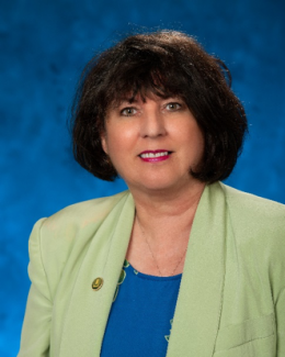 Theresa Hancock headshot